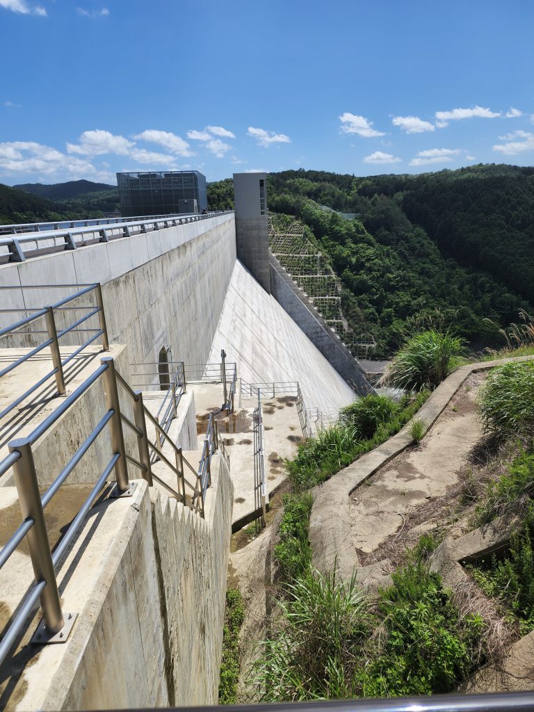 川上ダム本体工事　2019年～2023年